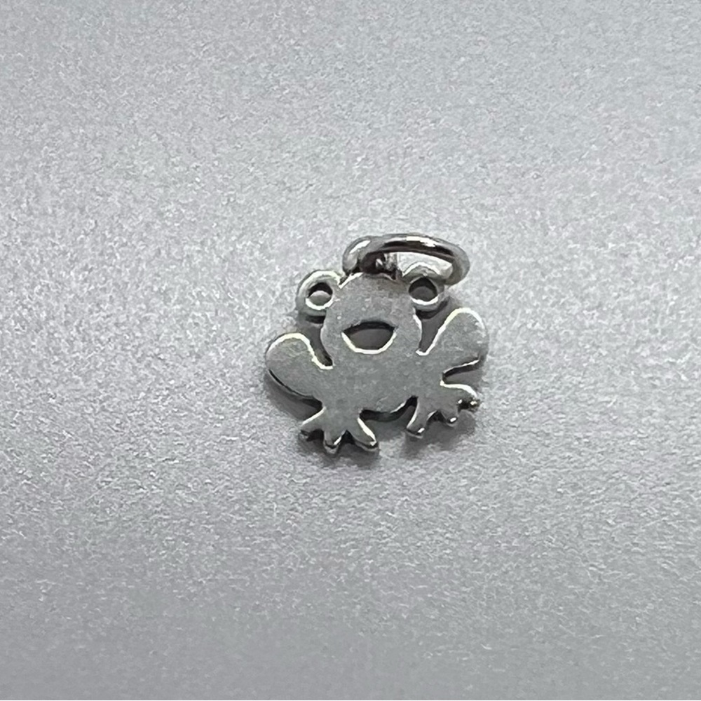 Retired James Avery Frog Charm (Uncut)